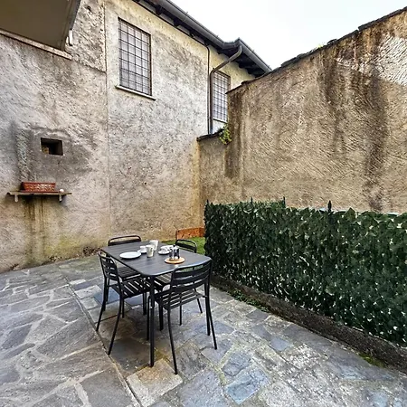 Gemma - Larihome A81 Apartment *